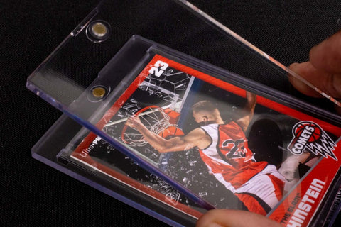 ULTRA PRO One Touch 35PT Magnetic Card Holder for Sleeved cards