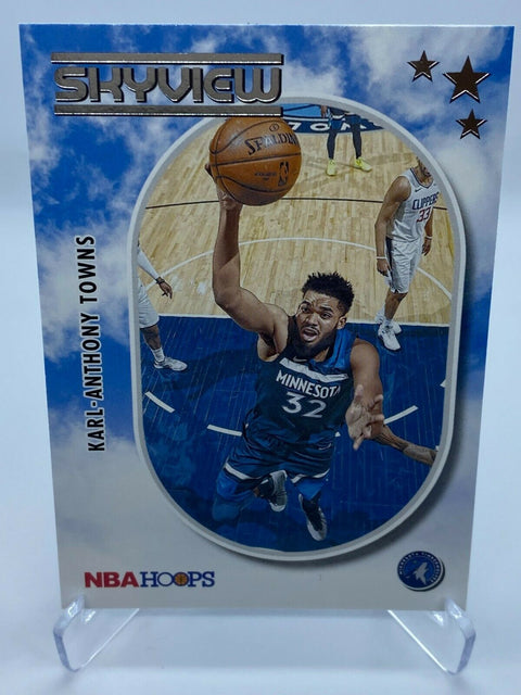 2021-22 Panini NBA Hoops Skyview Karl-Anthony Towns Minnesota Timberwolves No.10