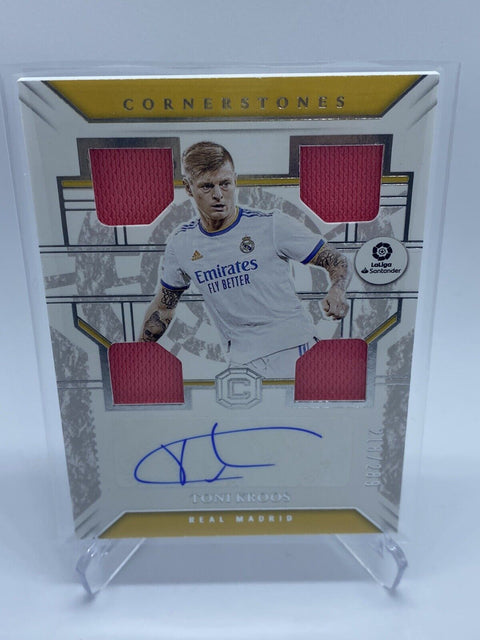 2021-22 Panini Chronicles Toni Kroos #C-TK Cornerstones Quad Jersey AUTO 218/289